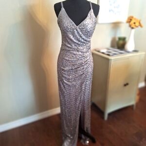 Like New Eliza J Elegant Silver Sequin Formal Party Gown Maxi Length 6